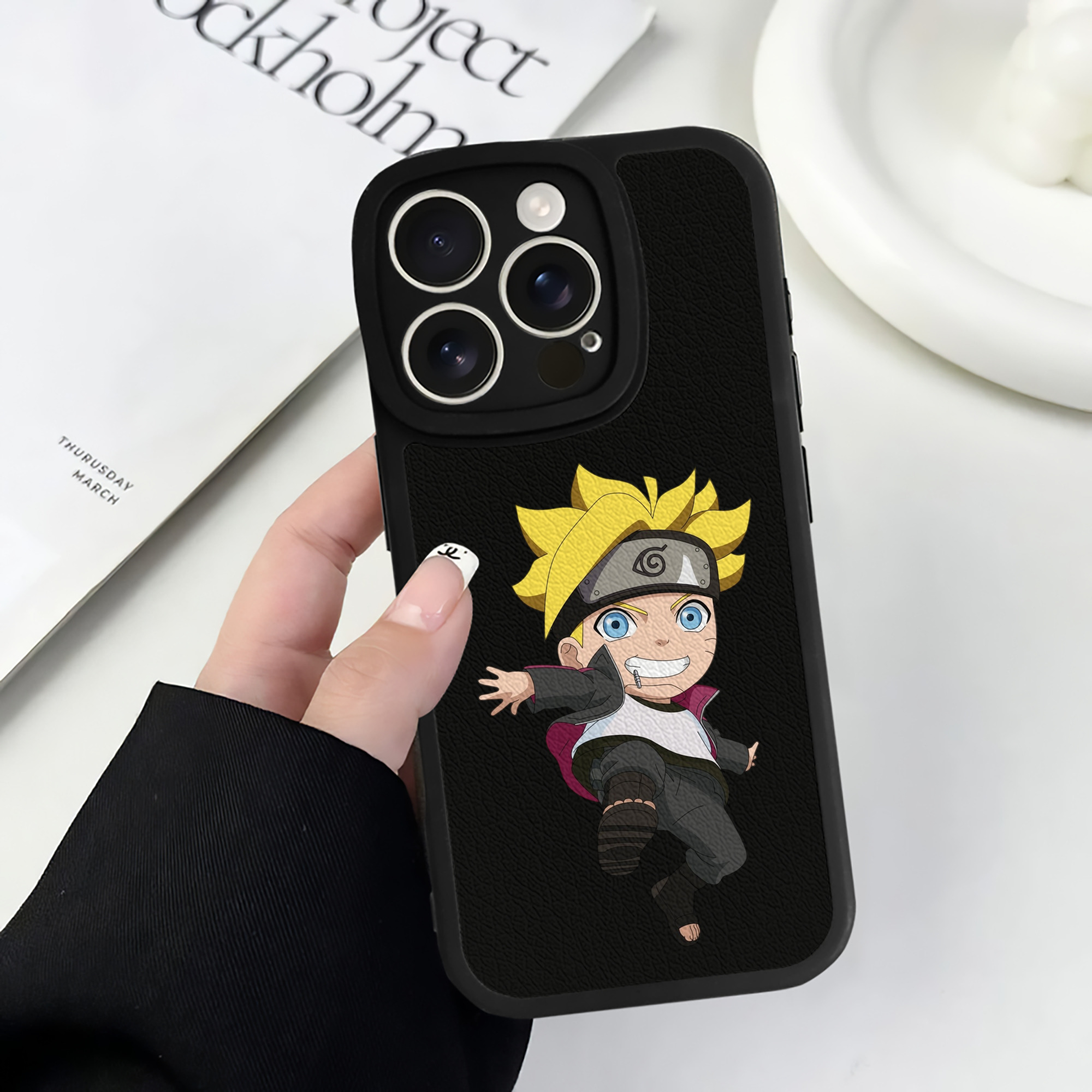 （画像用） NARUTO -ナルト- うずまき ボルト Uzumaki Boruto 【iPhone 16シリーズ対応】シリコンスマホケース（レザー調） 材質：シリコン